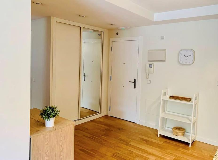Precioso - Moderno Terraza Y Parking, 2 Hab, 2 Banos, 6-7 Pers - Dispo Abril Y Mayo Llanes Exterior foto
