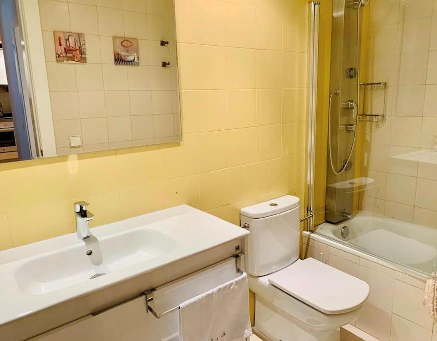 Precioso - Moderno Terraza Y Parking, 2 Hab, 2 Banos, 6-7 Pers - Dispo Abril Y Mayo Llanes Exterior foto