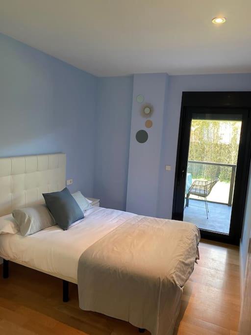 Precioso - Moderno Terraza Y Parking, 2 Hab, 2 Banos, 6-7 Pers - Dispo Abril Y Mayo Llanes Exterior foto