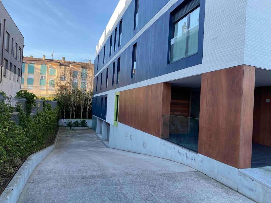 Precioso - Moderno Terraza Y Parking, 2 Hab, 2 Banos, 6-7 Pers - Dispo Abril Y Mayo Llanes Exterior foto